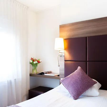 Hotel Victorie 3*