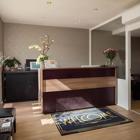 فيكتوري أمستردام